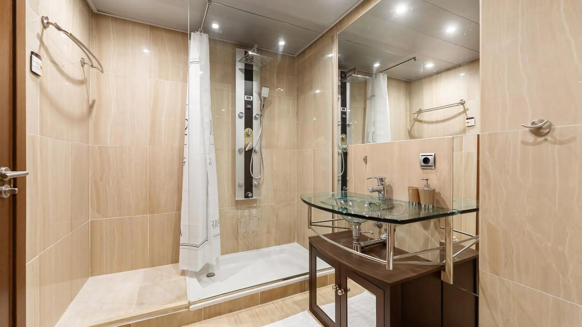 Appartement Seafront Bahia De La Plata à Estepona