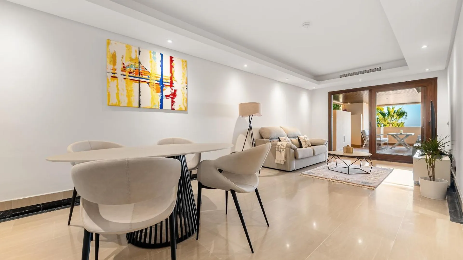 Appartement Seafront Bahia De La Plata à Estepona